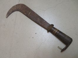 Ancienne serpe type italienne ou suisse