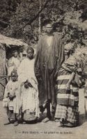 Afrika, Mare Gueyre, Le géant et sa famille, Ethnologie
