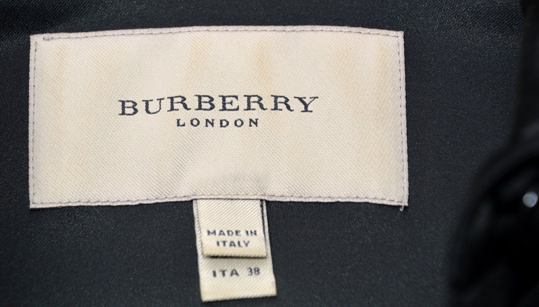 Burberry Vestiti: Kleid Burberry .38 robe – Usato da Collonges venduto da Auganien 8