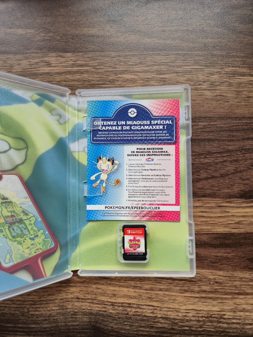 Pokémon Jeux: Pokémon Bouclier Nintendo Switch – D'occasion à Yverdon-les-Bains par Dormondm 1
