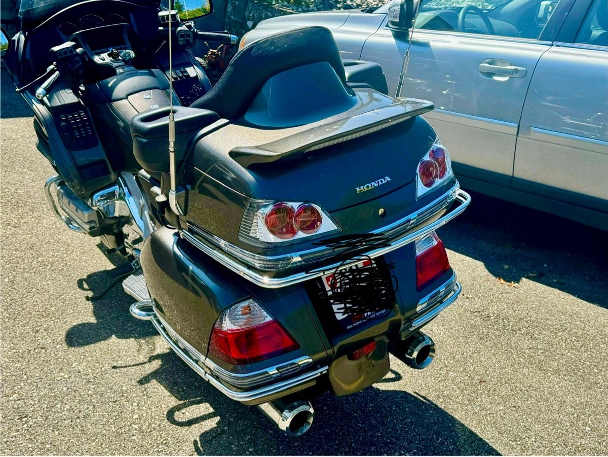 Honda Strada: Honda Goldwing – Usato da Mümliswil venduto da Millonighans 2