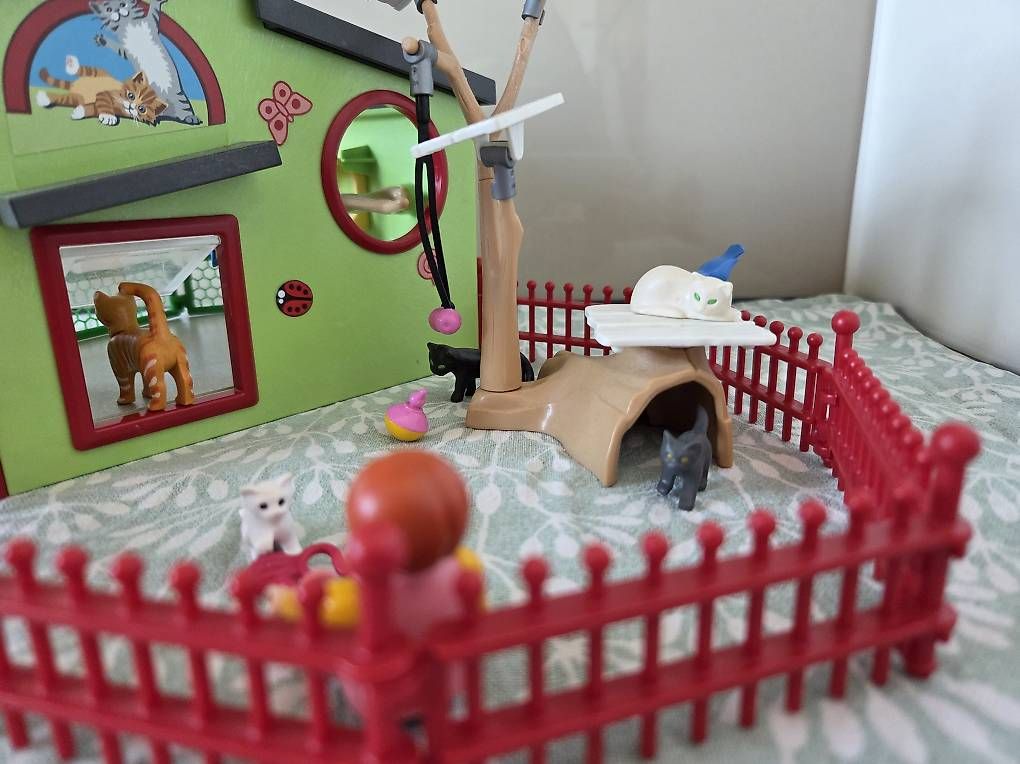 Spielzeuge: Playmobil Katzenhaus 9276 – Gebraucht aus Nottwil von DanielB01020304 1