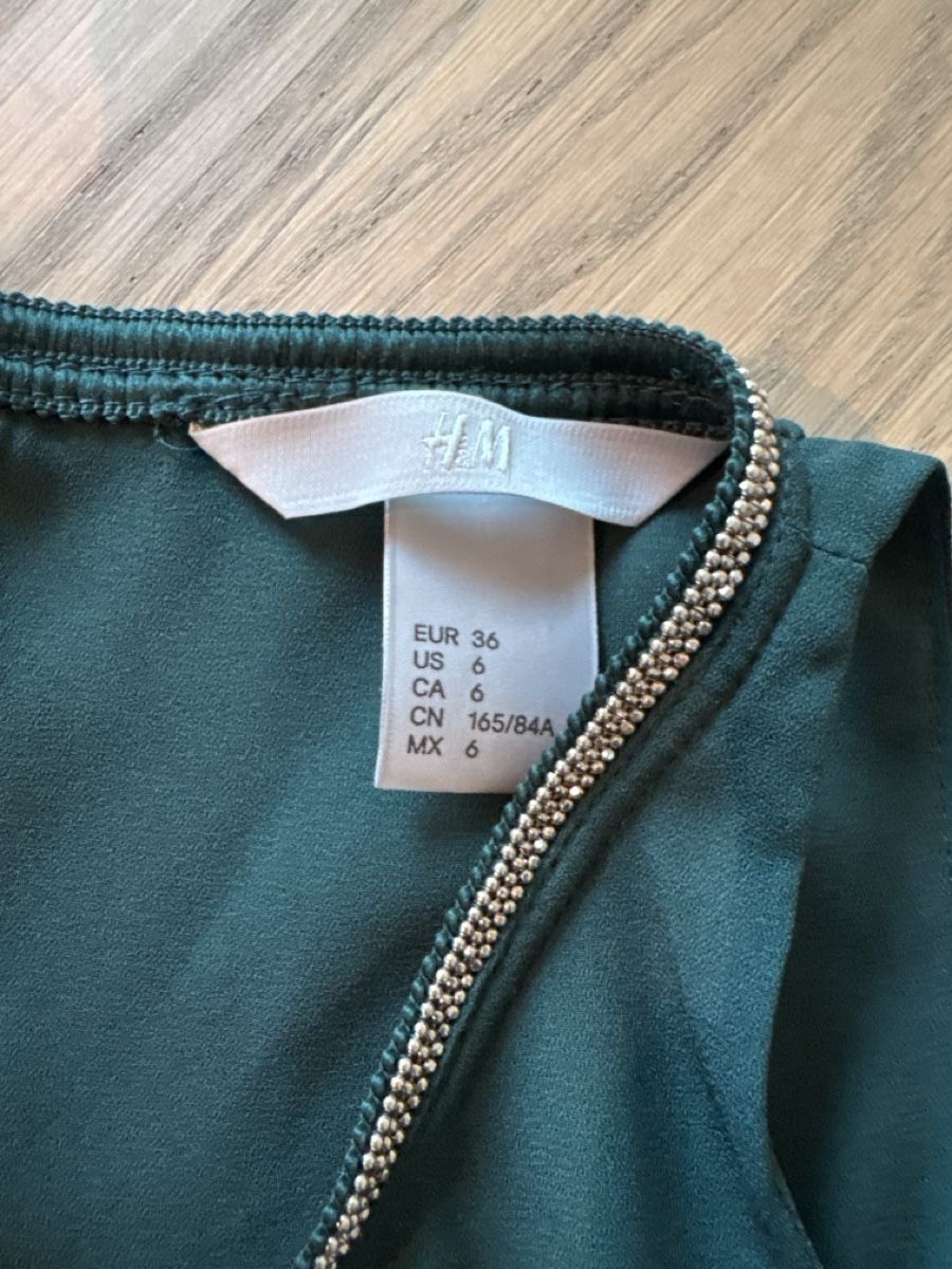 H&M Camicette: Grünes Oberteil H&M Grösse 36 – Usato da Erlinsbach venduto da Camara4 2