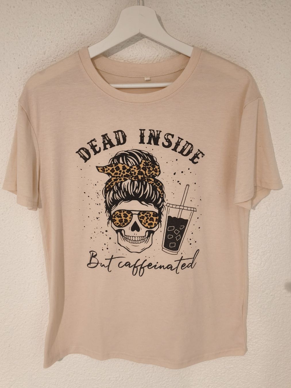 Shein T-Shirts: Cooles T-Shirt "Dead Inside but Caffeinated", Grösse M – Neu (gemäss Beschreibung) aus Emmetten von SecondhandSiska 3