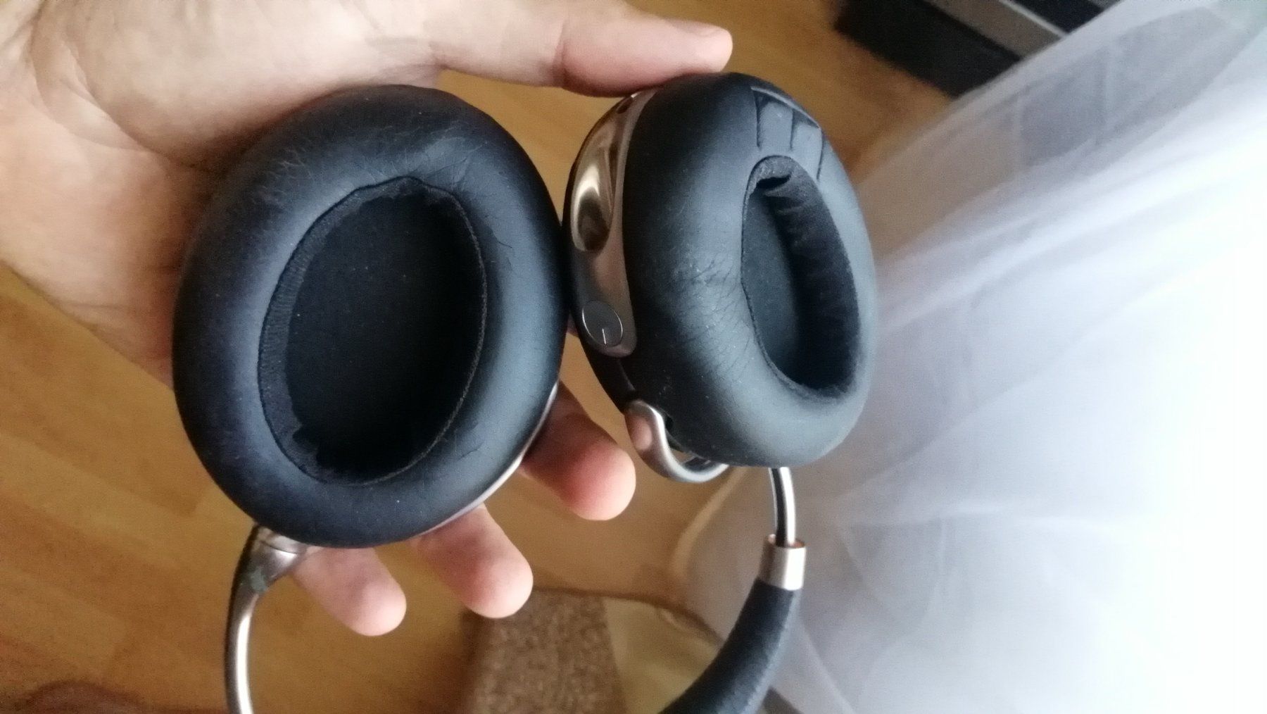 Parrot Cuffie: Parrot Zik – Usato da Meggen venduto da Malecifent 1