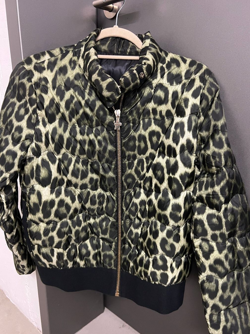 Moncler jacke leopard store