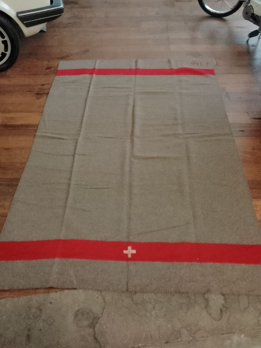 Schweizer Armee Coperte: Schweizer Armeedecke, Zustand wie neu. – Usato da Trubschachen venduto da Caddy8