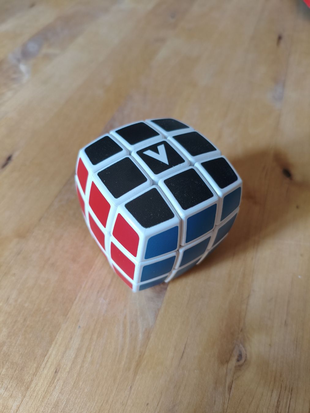 Spielzeuge: Rubiks Cube V-Cube 3 Pillow (3x3) – Neu (gemäss Beschreibung) aus Langenthal von Manumei888