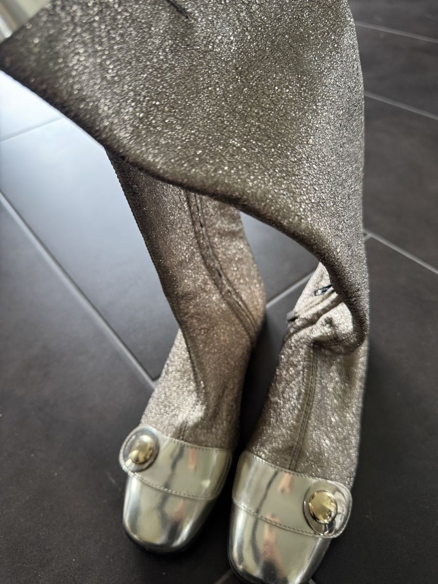Hogan Damenschuhe: Hogan Stiefel Glitzer Gold Gr. 35 Neu – Neu und originalverpackt aus Freienbach von ang_8xxz