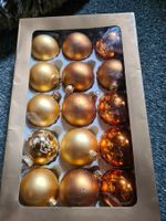 Weihnachtskugeln gold
