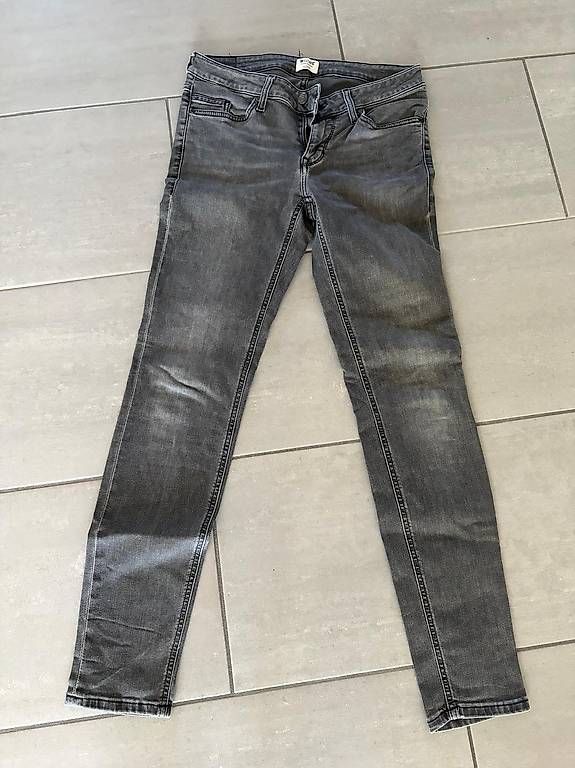 Jeans: Mustang Jeans Damen - Grösse 29/32 – Gebraucht aus Aegerten von Blanc11