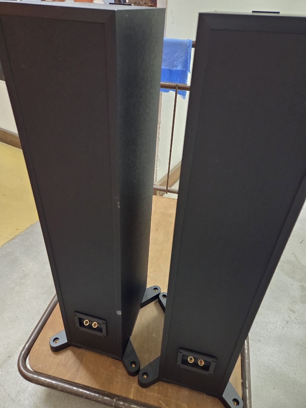 Kef Casse acustiche: Kef Q550 Standlautsprecher  – Usato da Dietikon venduto da Allegra34 4