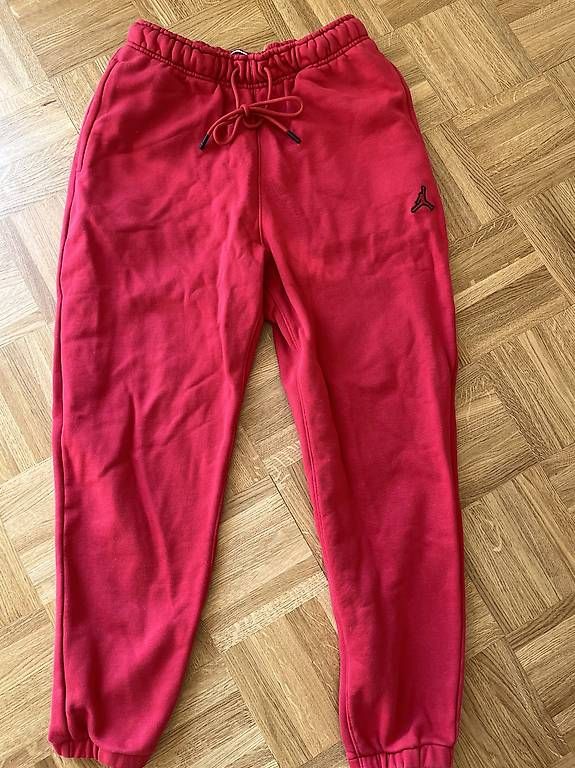 Pantaloni: Bas de survêtement Nike Jordan taille M – Usato da Yverdon-les-Bains venduto da car_xd5s