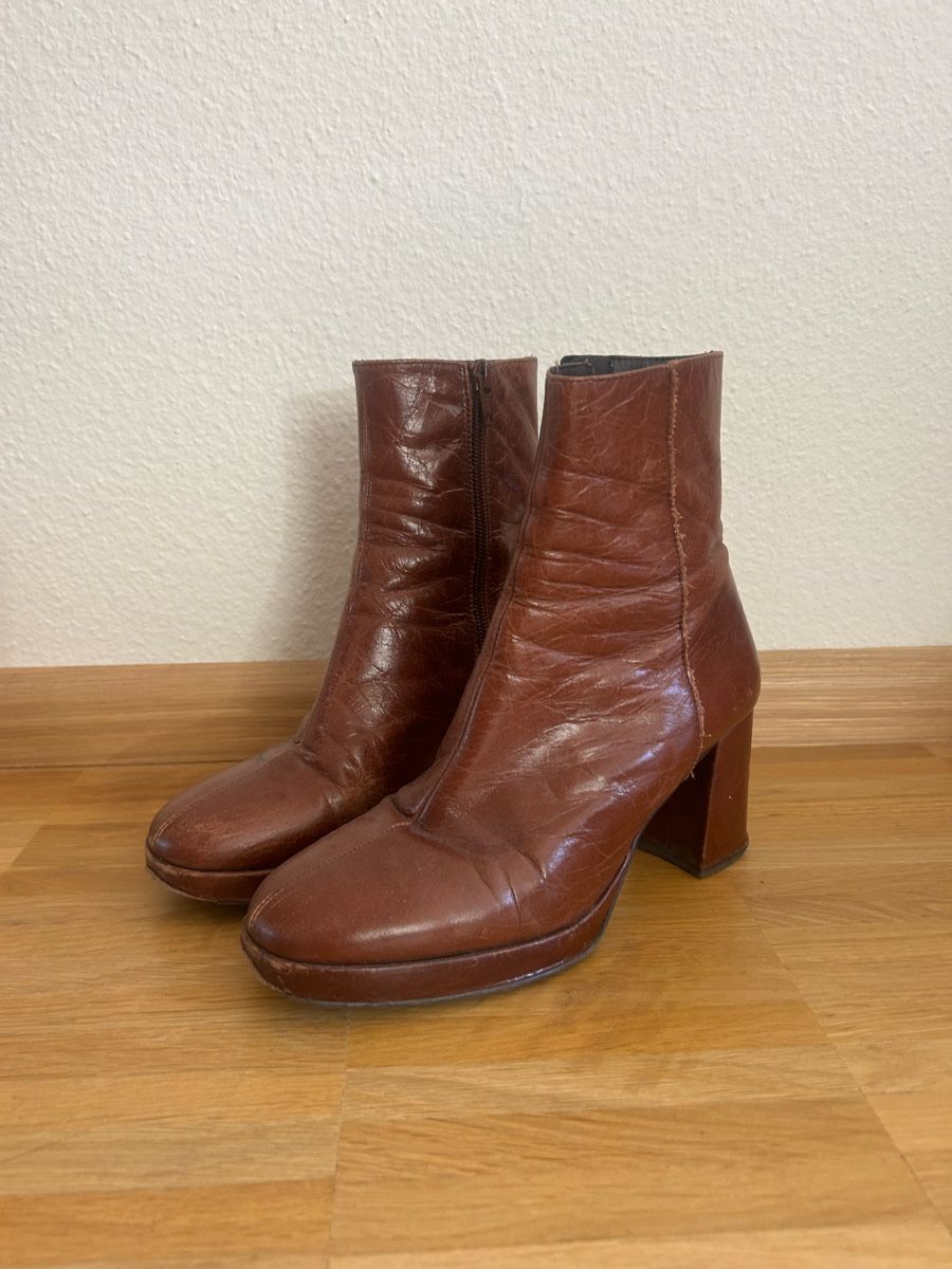 Damenschuhe: Braune Leder Stiefel 36 – Gebraucht aus Basel von alinee_sophiee