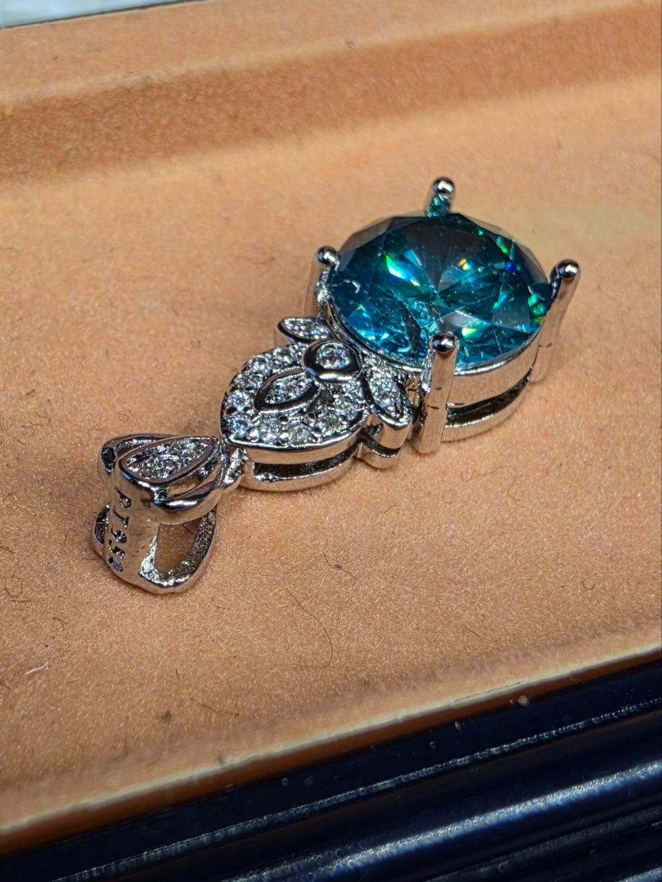 Catenine: Collier argent avec zircons – Nuovo e nell'imballaggio originale da Reconvilier venduto da Tsma67 4
