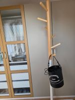 Kleiderständer / weiss / Holz / 👜👚
