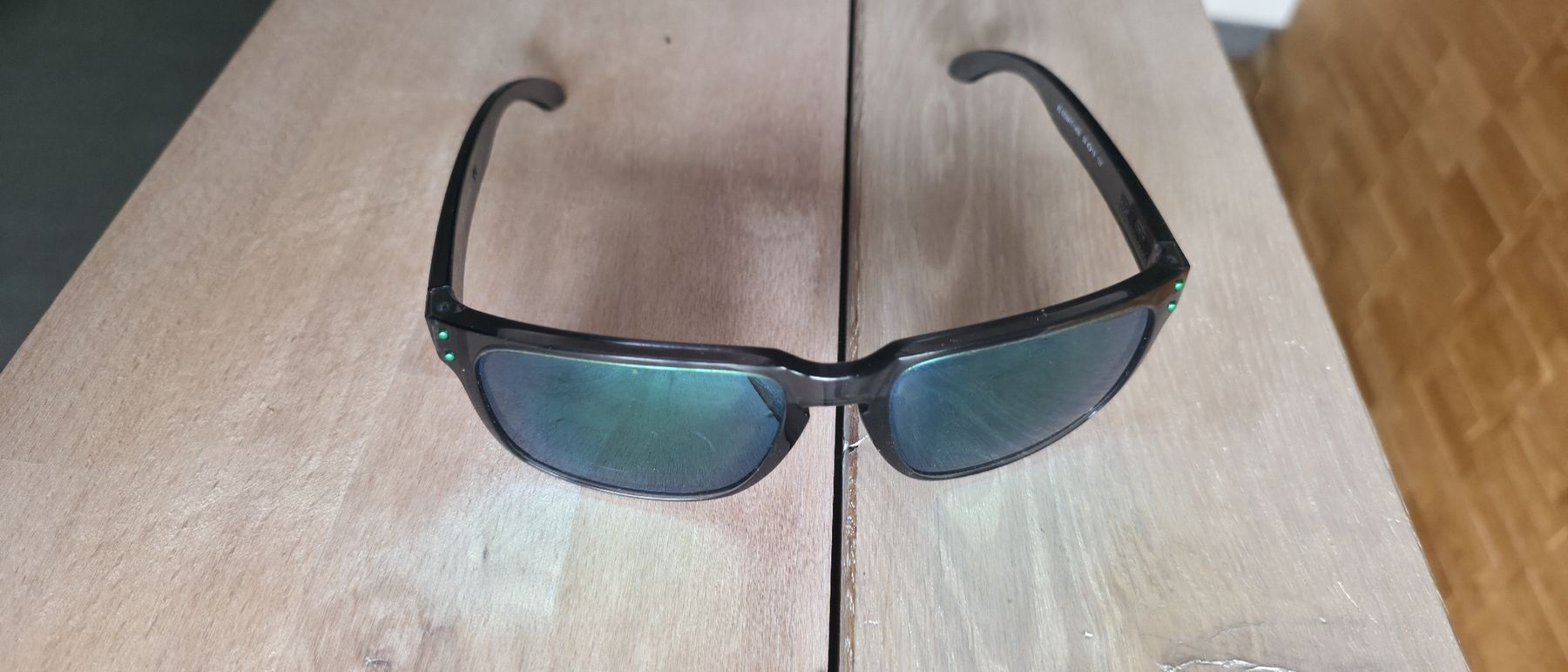 Oakley Occhiali & Lenti: Oakley Sonnenbrille, grün – Usato da Illighausen venduto da Sam_Schmidt