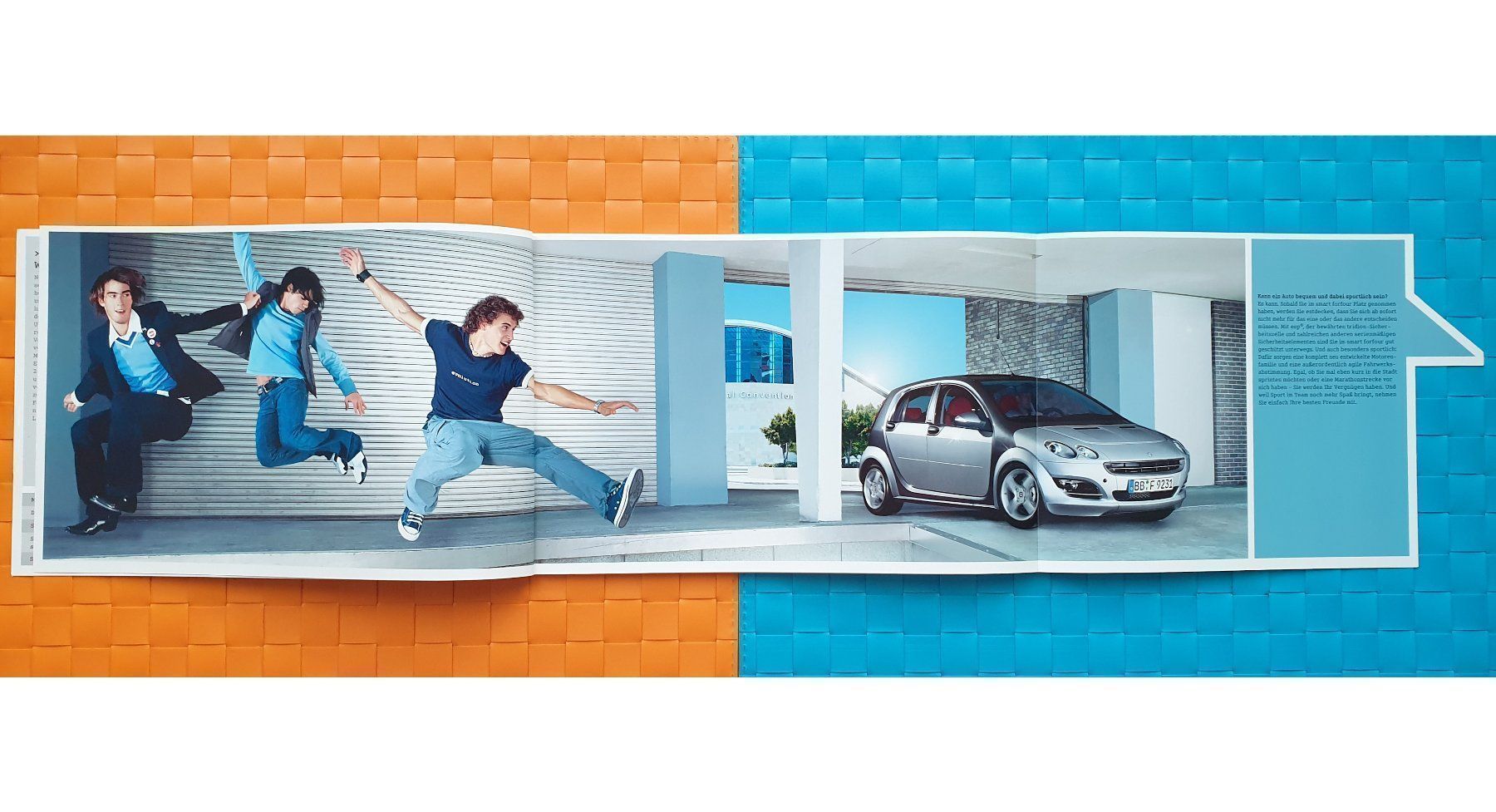 Riviste & Magazine: SMART FORFOUR 2004 - Prospekt / Katalog – Usato da Viganello venduto da CARLiteratur 3