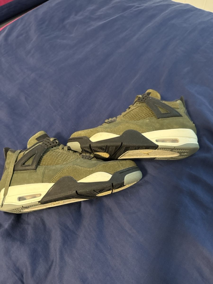 Scarpe da uomo: Jordan 4 retro se craft mitteloliv – Usato da Meiringen venduto da dio_pgd5 1