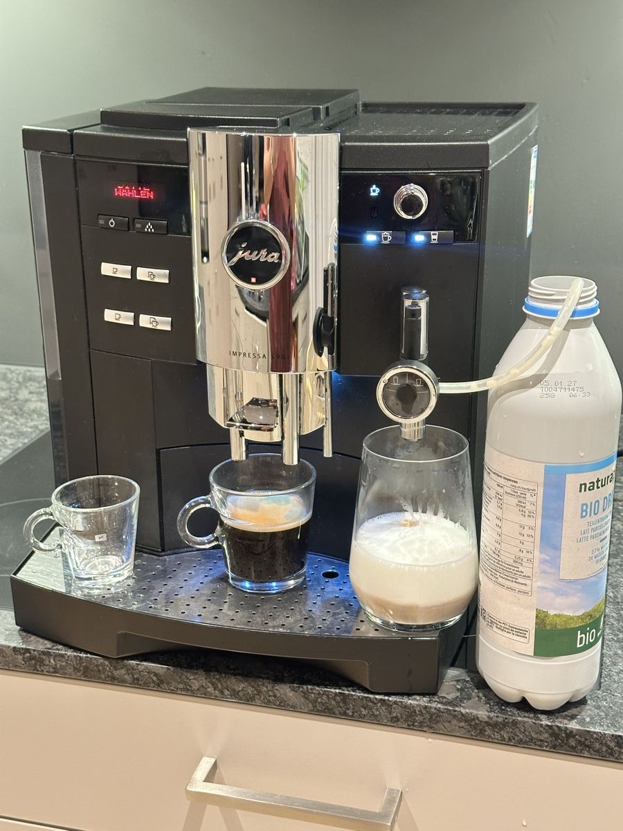 Jura Machines à café & Machines à expresso: Jura Impressa S901 – D'occasion à Bern par AliceHo