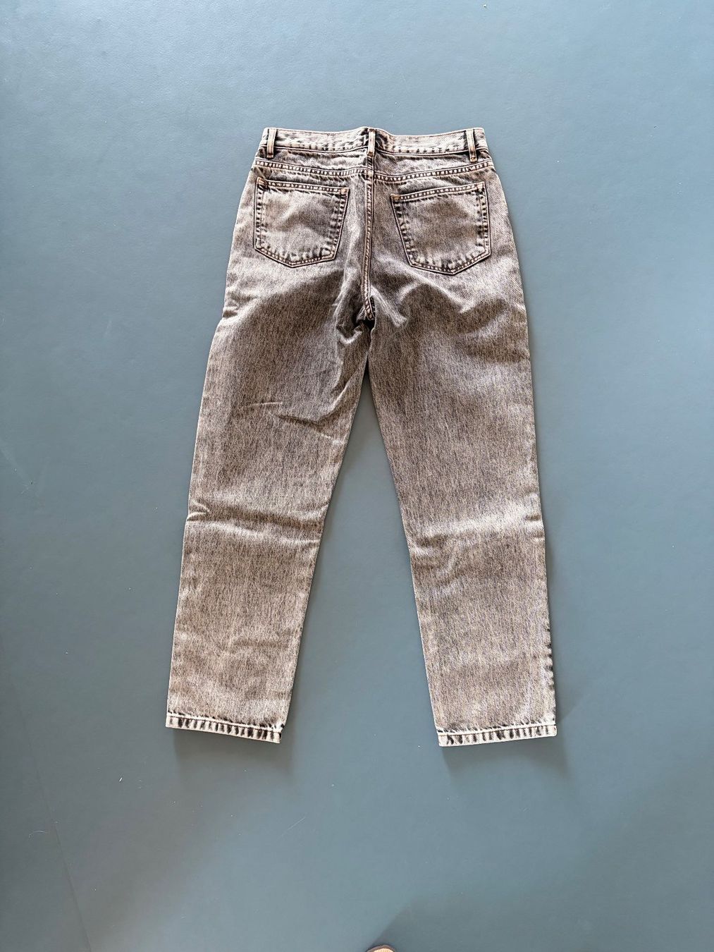 Apc Jeans: A.P.C. Damen-Jeans, Gr. 28, grau/schwarz – Usato da Zürich venduto da fra_t8bq 1