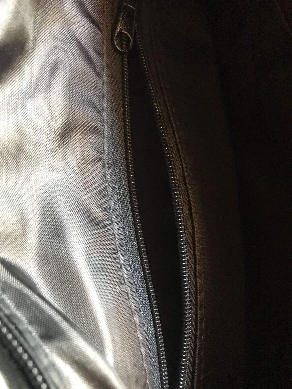 Sacs femmes: Tasche Handtasche Damentasche_3 – D'occasion à Däniken SO par allerlei54 9