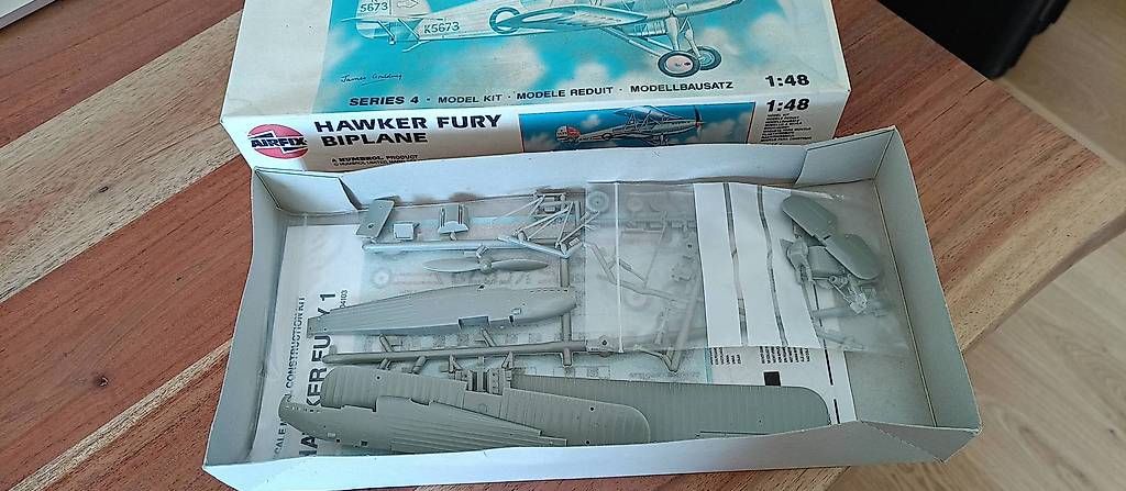 Modellbausätze & Standmodelle: Maquette Hawker Fury Biplane – Gebraucht aus Le Noirmont von jer_jzh5 1