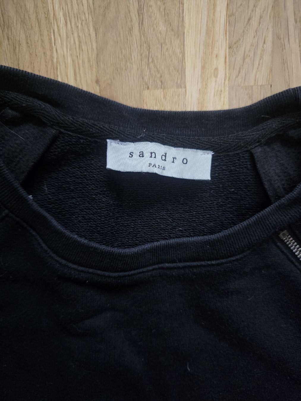 Sandro Pullover & Sweatshirts: Pull Sandro noir - Taille M - Top pour l'hiver – Gebraucht aus Mont-sur-Lausanne von Didinho 1