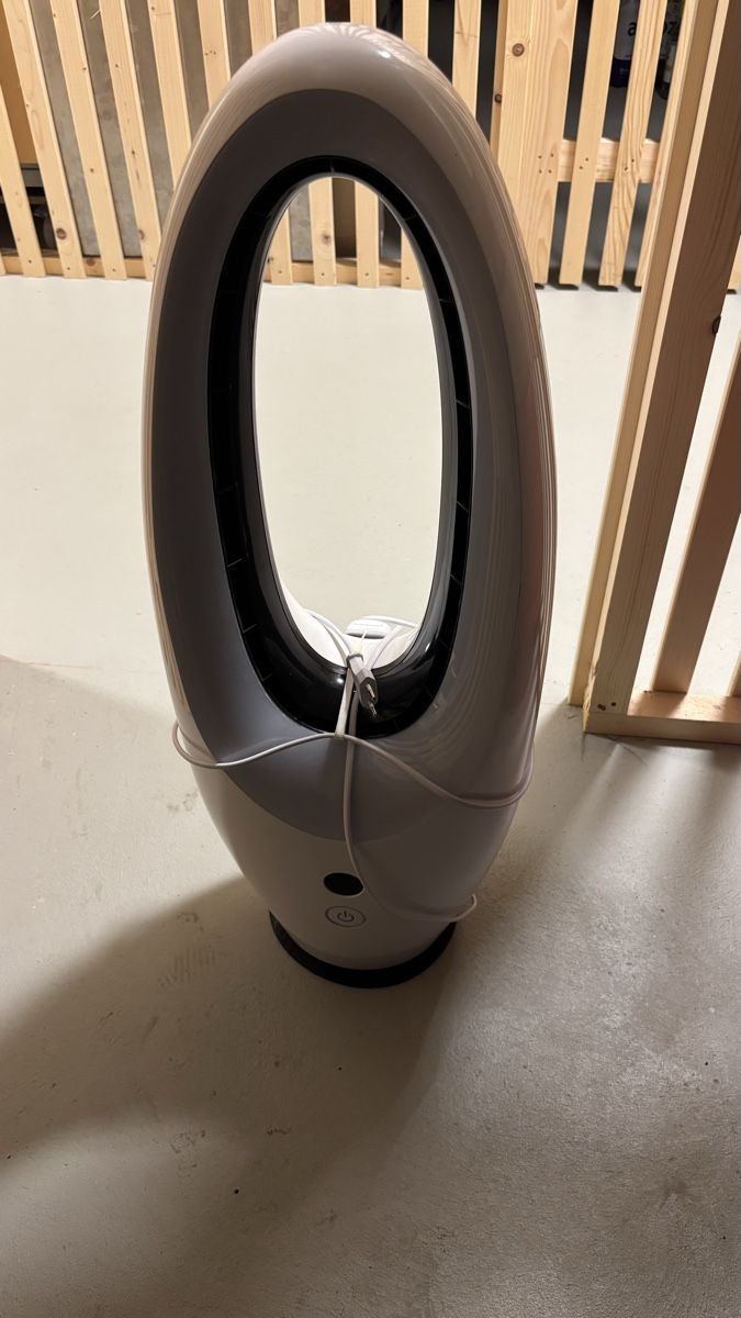 Migros Ventilatoren: Dyson style fan with night light – Neu (gemäss Beschreibung) aus Kölliken von mar_8jjj 2