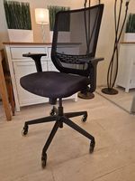 Chaise de bureau ergonomique noire mesh  Très confortable