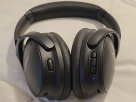 Bose QuietComfort QC45 (Neu Zustand und sehr wenig benutzt)