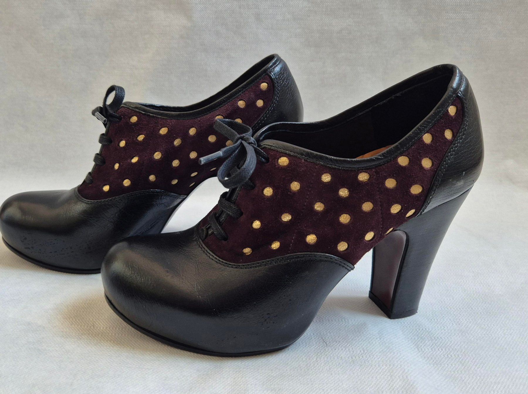 Damenschuhe: Chie Mihara Pumps – Gebraucht aus Frauenfeld von kir_jea1808 1
