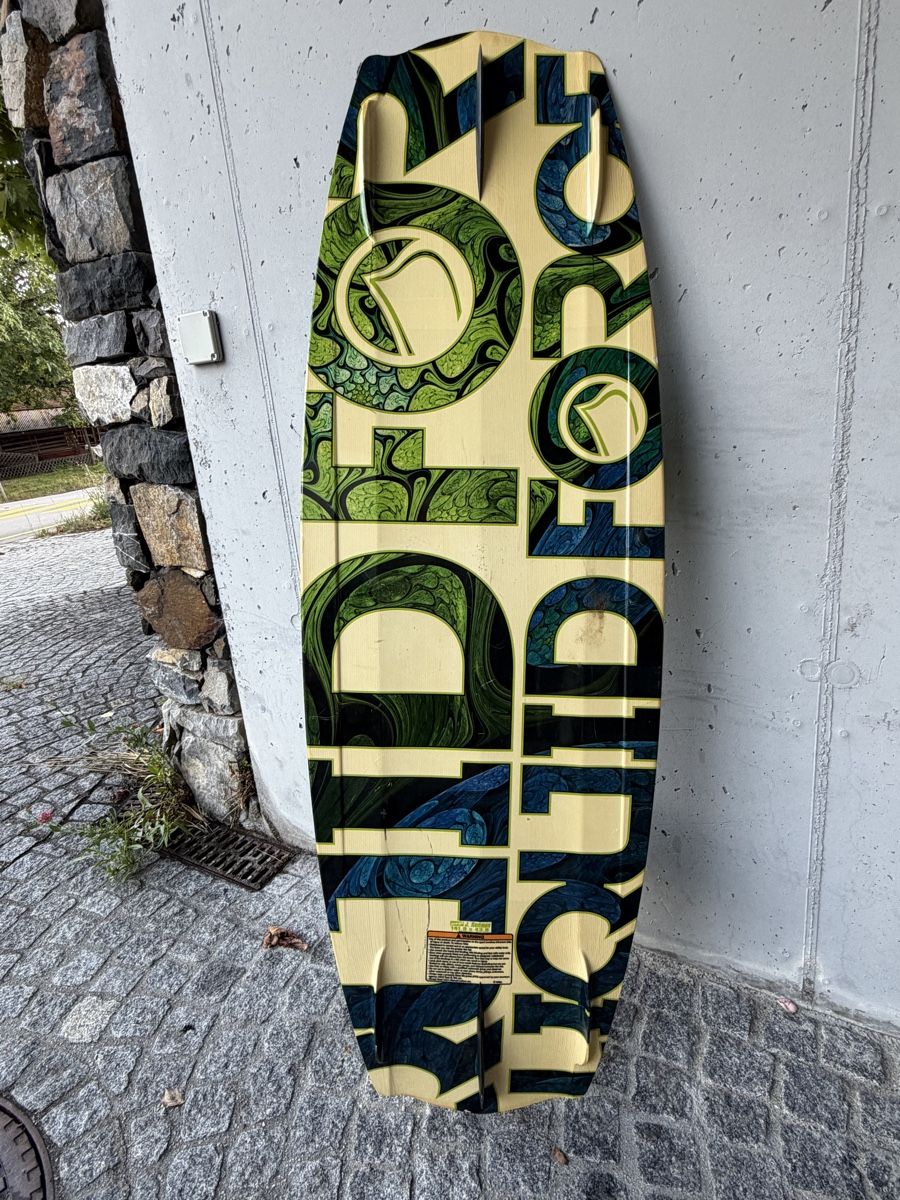 Tavole da surf e di nuoto: Wakeboard Liquid Force Trip 42 mit Bindung und Schuhen – Usato da Eschen venduto da audiandi 1