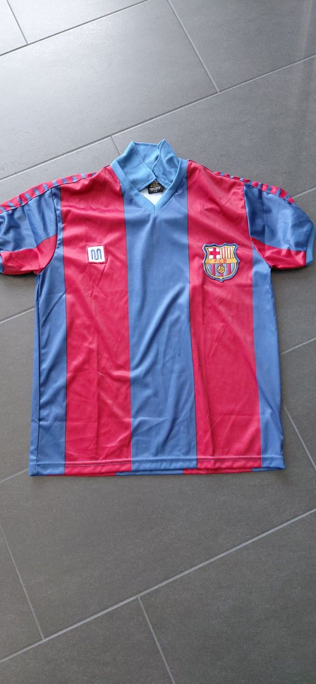 FC Barcelona Trainer, Turnhosen & -trikots: Fußball Retro Trikot D.Maradona – Gebraucht aus Schmerikon von Olympia04