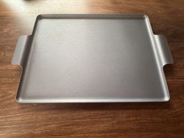 EINZIGARTIG: Kaymet x MONOCLE Aluminium Tablett anthrazit