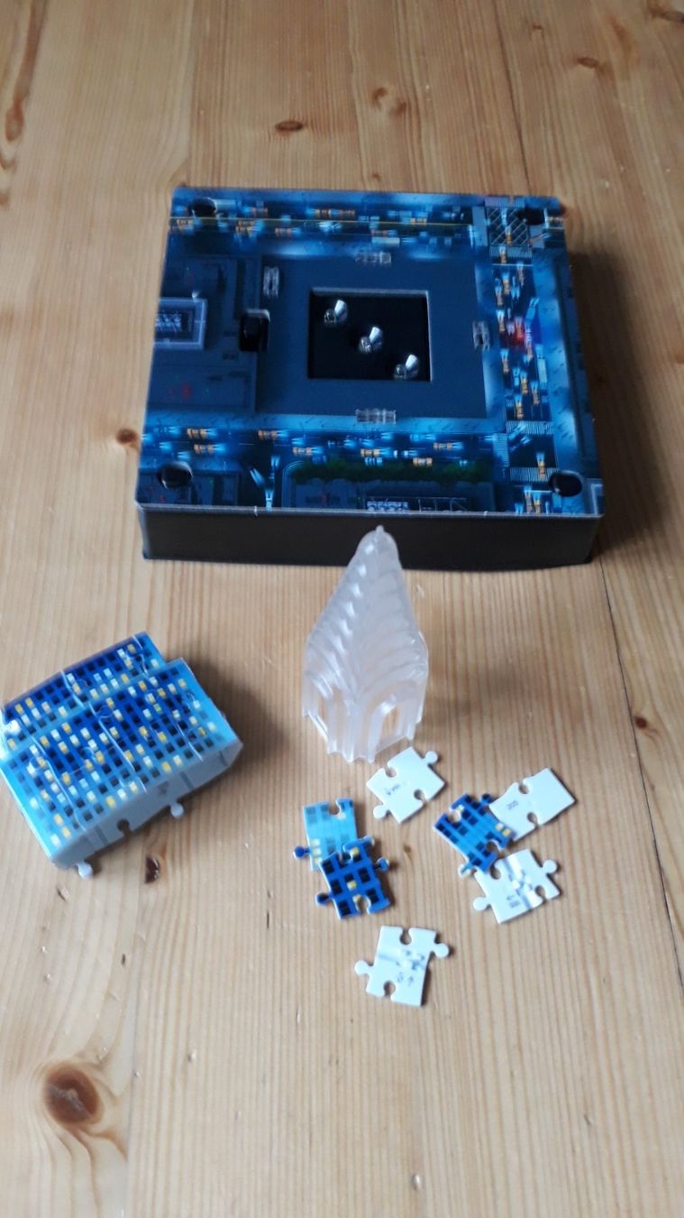 Puzzle: 3D Puzzle mit LED – Usato da Basel venduto da mon_7m8h 5
