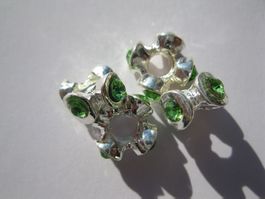 2 Grosslochperlen, Beads versilbert mit grünem Strass