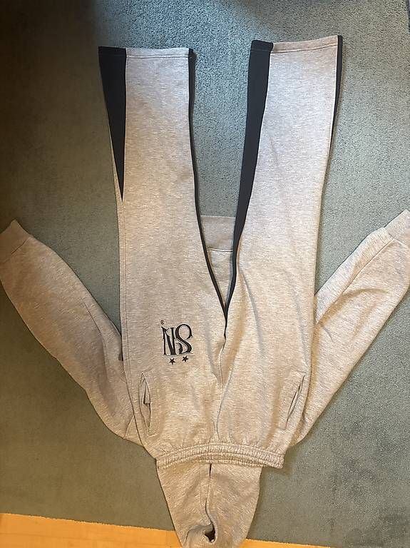 Pullover & Sweatshirts: .. – Gebraucht aus Bellmund von joe_7xqw 2