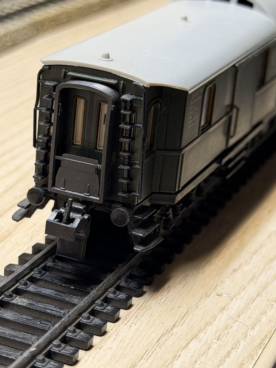 Modellini di ferrovie: Gepäckwagen HO – Usato da Herzogenbuchsee venduto da ioa_zcm6 6
