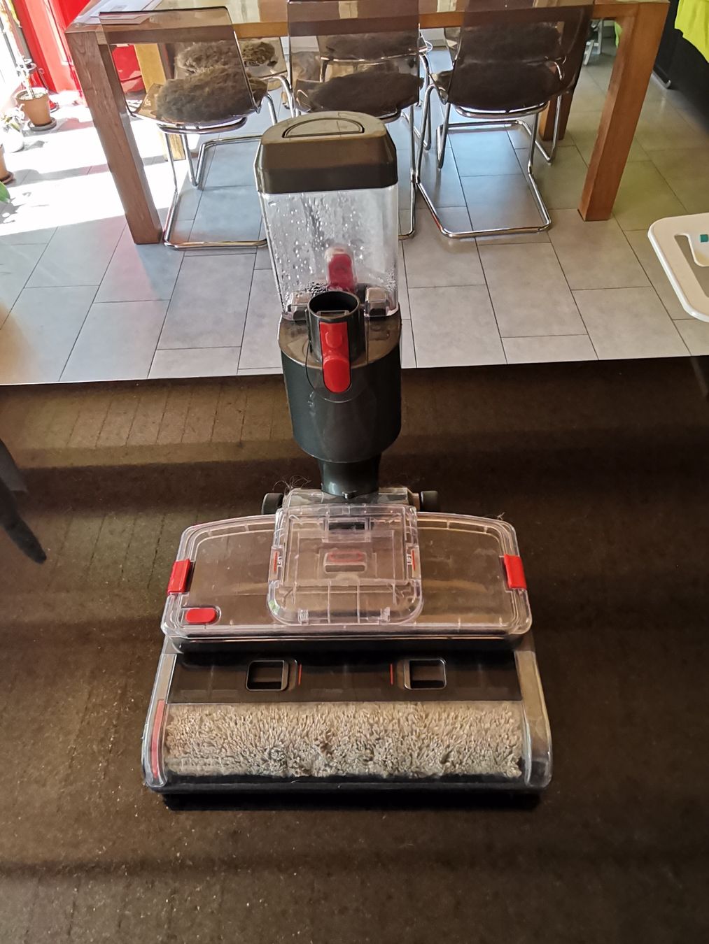 Dyson Altro per la casa: Dyson wischaufsatz – Usato da Häfelfingen venduto da Tom316