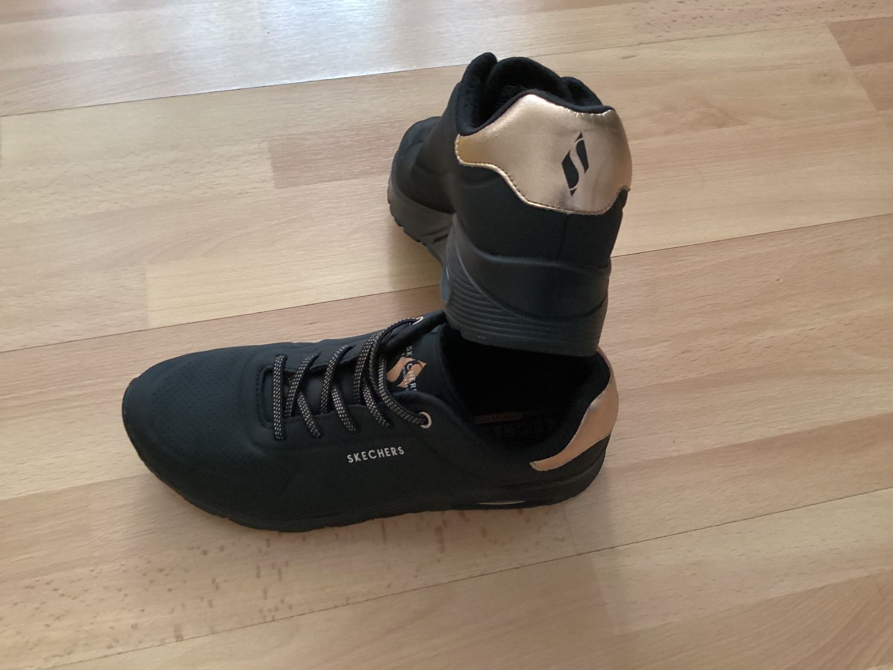 Skechers Scarpe da uomo: Skechers Sneaker – Nuovo (secondo la descrizione) da Unterkulm venduto da Lunchen11 3