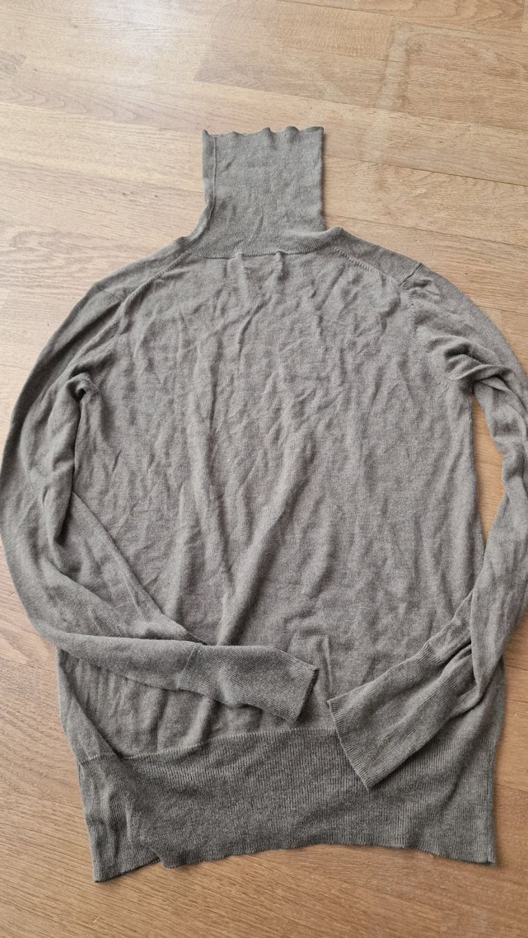 Massimo Dutti Pullover & Sweatshirts: Massimo Dutti Rollkragenpullover – Gebraucht aus Kerns von onewayticket