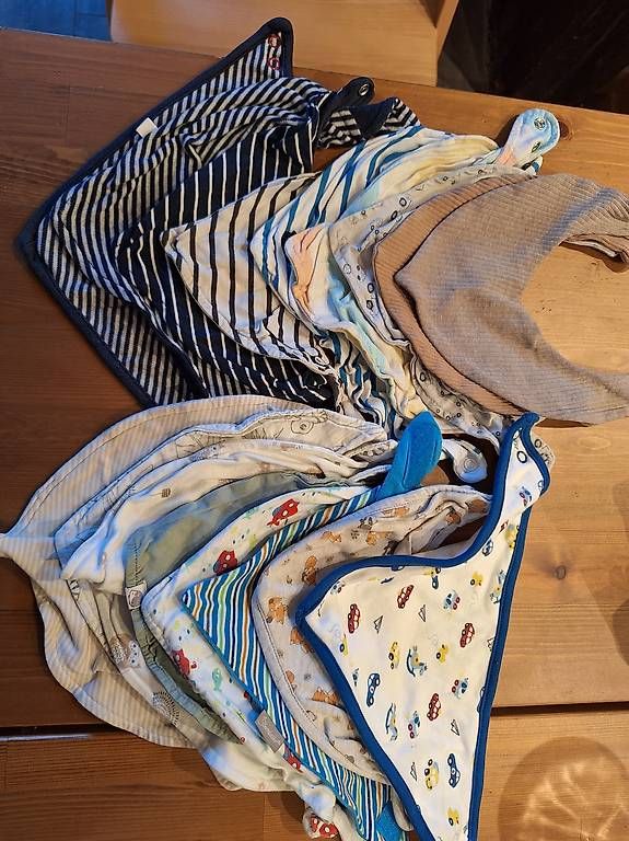 Lotti & Set di vestiti: Baby Starter Set  – Usato da Guggisberg venduto da MariaLaubbaum 1