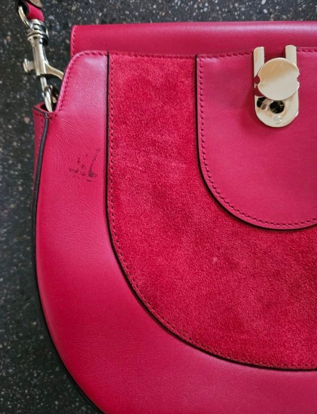 Massimo Dutti Borse da donna: Handtasche in Rot Massimo Dutti – Nuovo (secondo la descrizione) da Ormalingen venduto da nomolnoi 7