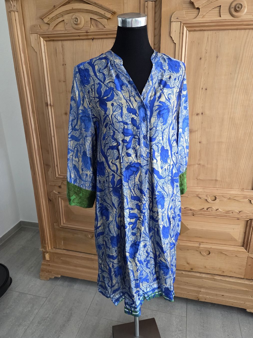 Vestiti: schönes Kleid, Catnoir – Nuovo (secondo la descrizione) da Wiesendangen venduto da Sinhuk 1