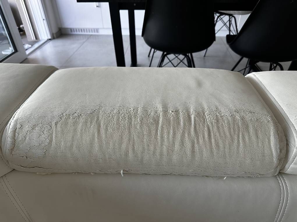 Divani: Ecksofa mit Bettfunktion  CHF 150. VB – Usato da Birrwil venduto da bes_wc5y 3