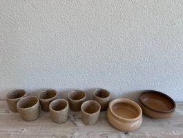 Lot de plat, pots et verres en céramique