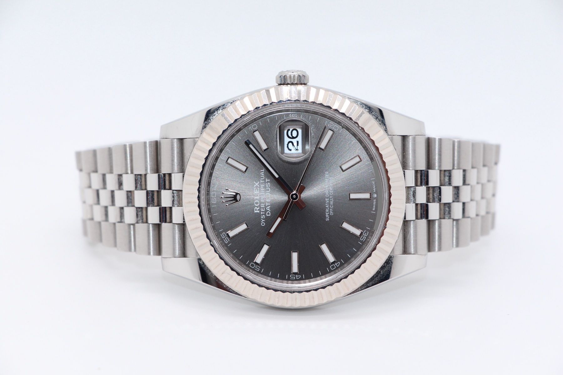 Rolex Orologi: Rolex Datejust 41 Grey Jubilee Ref. 126334, Full-Set 1. Hand – Usato da Zug venduto da eMDi_Collection 3
