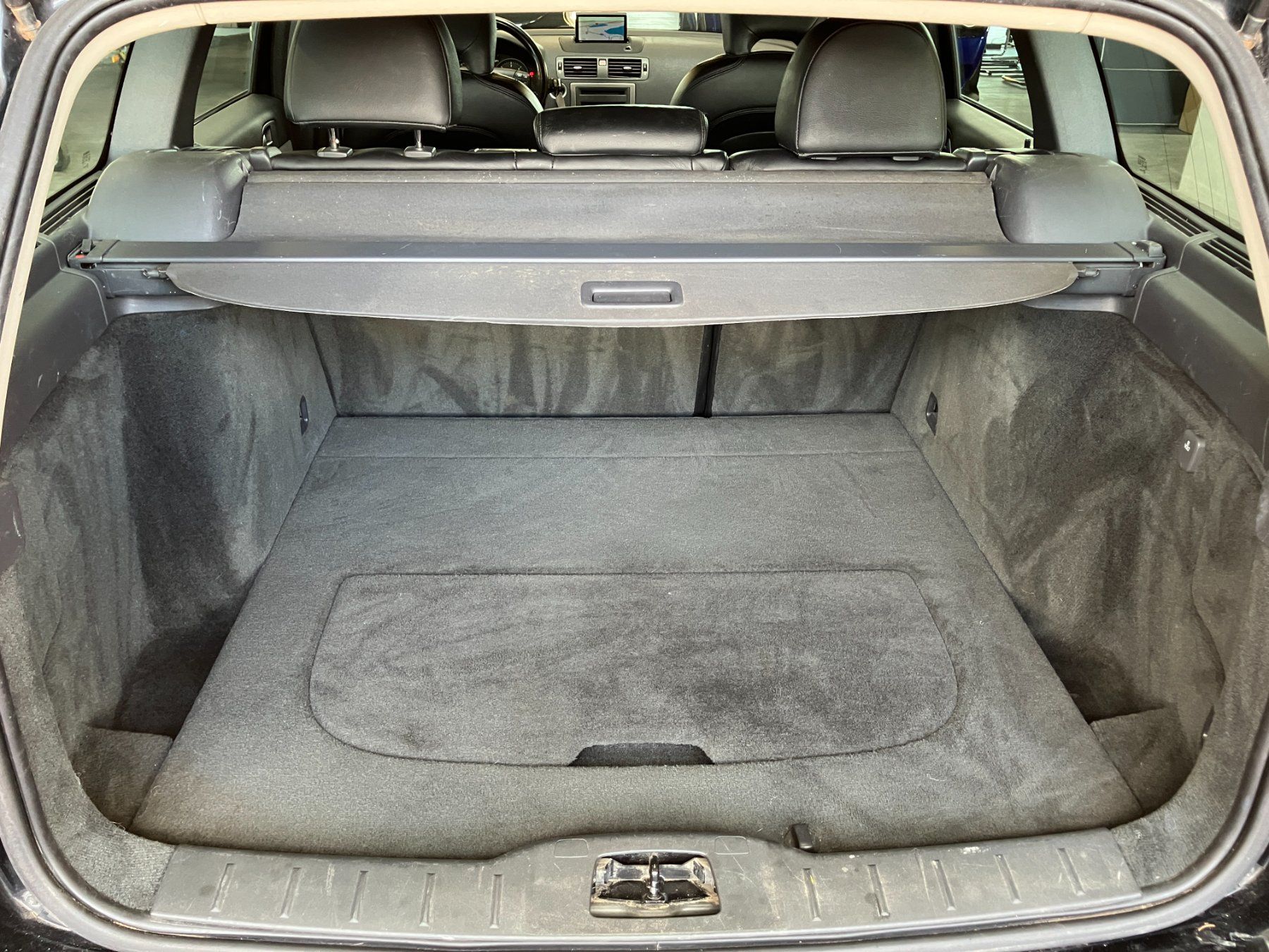 Volvo Automobili: VOLVO V50 1.6D DRIVe Start/Stop – Usato da Gampelen venduto da Steuer0 9