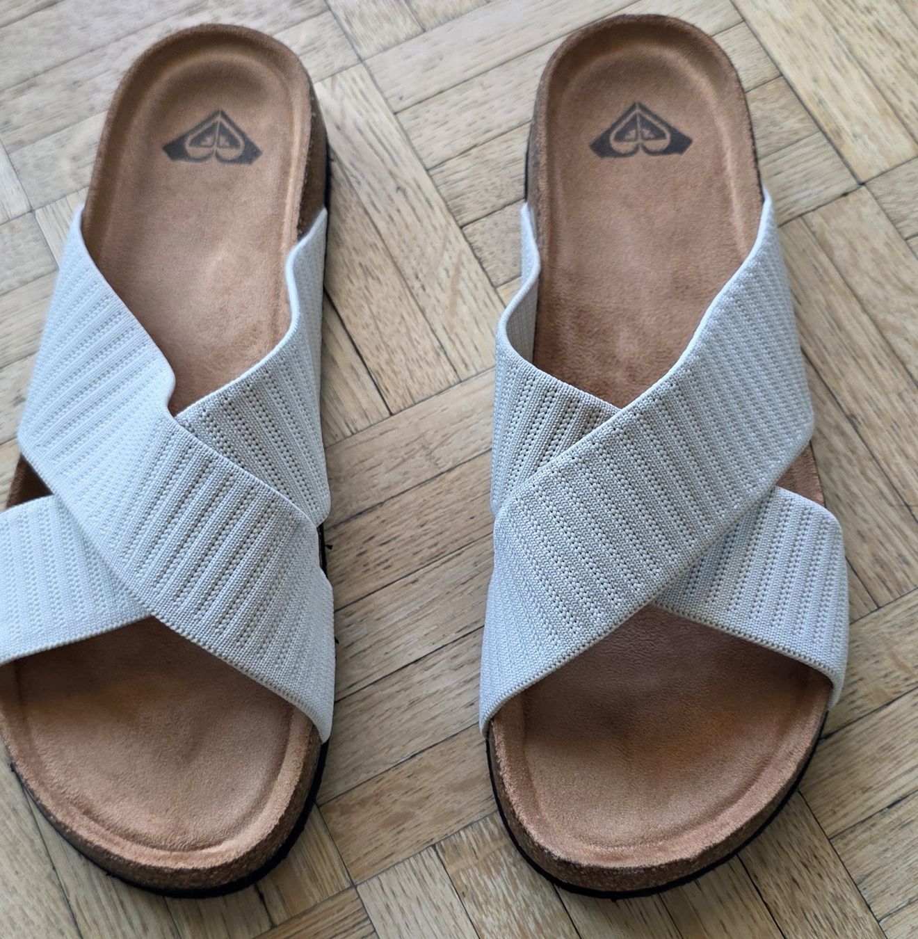 Roxy Damenschuhe: Sandales Roxy neuves taille 39 – Gebraucht aus Yverdon-les-Bains von van_dq65 5